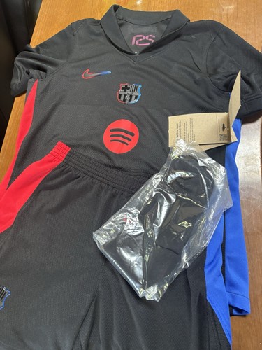 2024 barcelona away - fc,